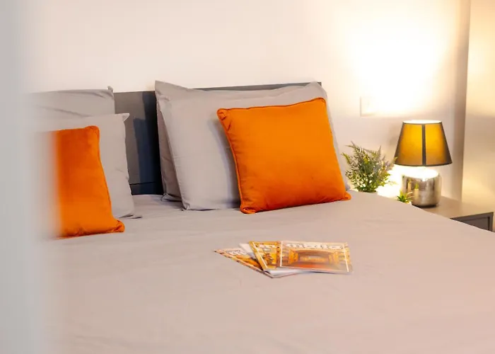 Apartment Spacious Modern 3-bedroom In Sliema, 2-min Walk To Seafront & Ferry Gzira