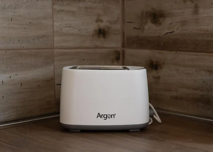 Spacious Modern 3-bedroom In Sliema, 2-min Walk To Seafront & Ferry * Gzira