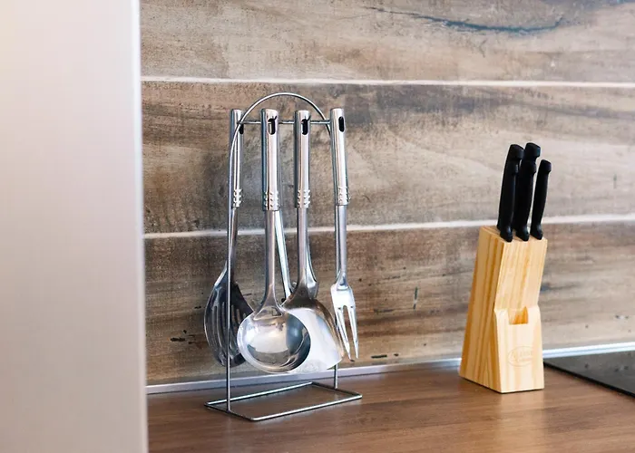 Spacious Modern 3-bedroom In Sliema, 2-min Walk To Seafront & Ferry * Gzira