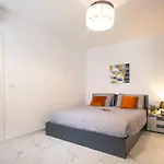 Spacious Modern 3-bedroom In Sliema, 2-min Walk To Seafront & Ferry * Gzira