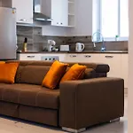 Spacious Modern 3-bedroom In Sliema, 2-min Walk To Seafront & Ferry *