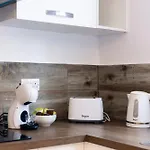 Spacious Modern 3-bedroom In Sliema, 2-min Walk To Seafront & Ferry شقة *