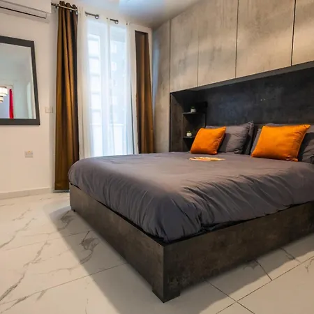 Spacious Modern 3-bedroom In Sliema, 2-min Walk To Seafront & Ferry * Gzira