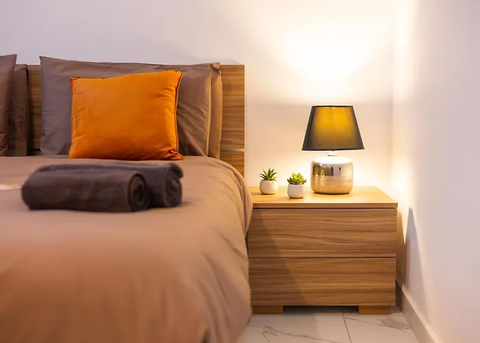 Spacious Modern 3-bedroom In Sliema, 2-min Walk To Seafront & Ferry * Gzira